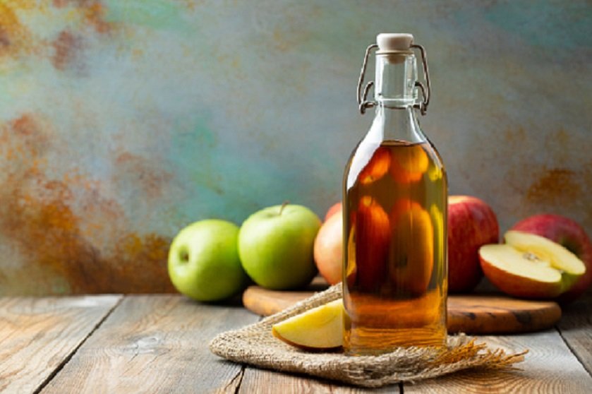 Washing Hair with Apple Cider Vinegar