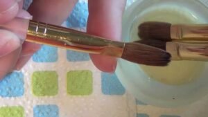 How to Clean Acrylic Nail Brushes?